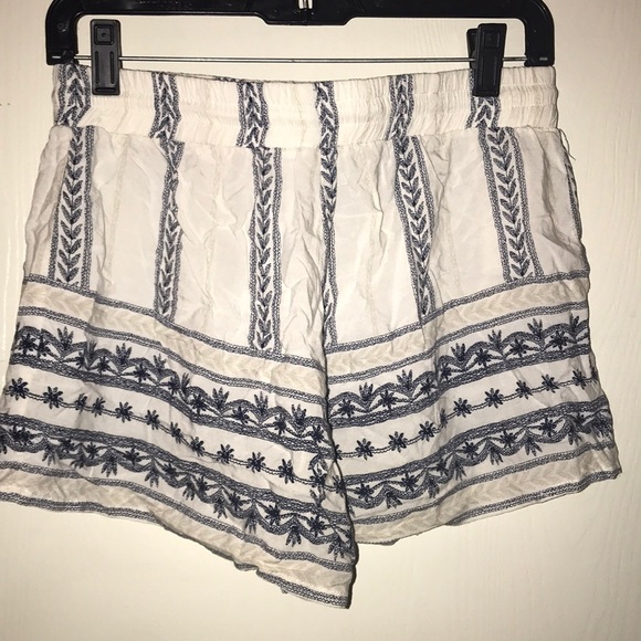 Shorts - Picture 2 of 2